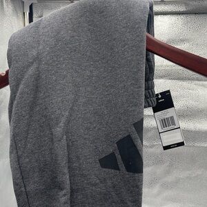 Adidas dark heather Sweatpants boys size 10/12